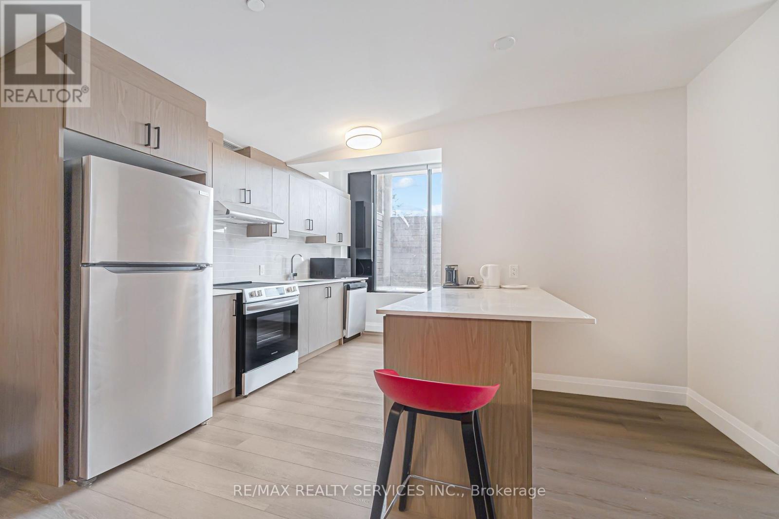 #3 - 30 Dean Park Road, Toronto, Ontario  M1B 3H1 - Photo 5 - E12182470