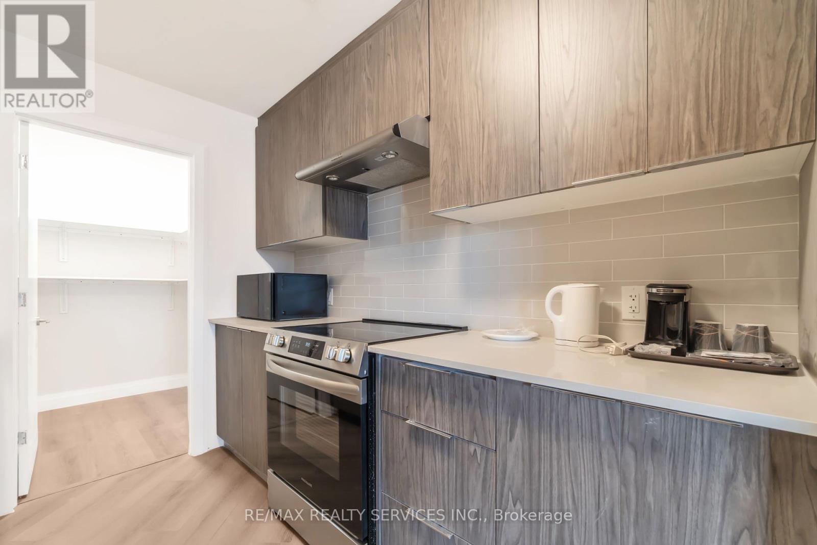 #6 - 30 Dean Park Road, Toronto, Ontario  M1B 3H1 - Photo 14 - E12182495