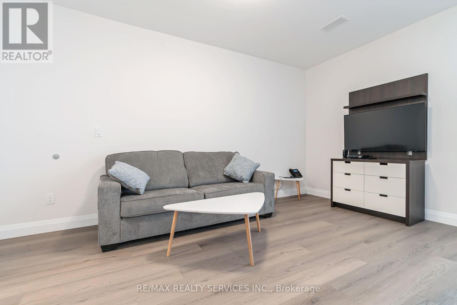 #10 - 30 Dean Park Road, Toronto, Ontario  M1B 3H1 - Photo 16 - E12182551