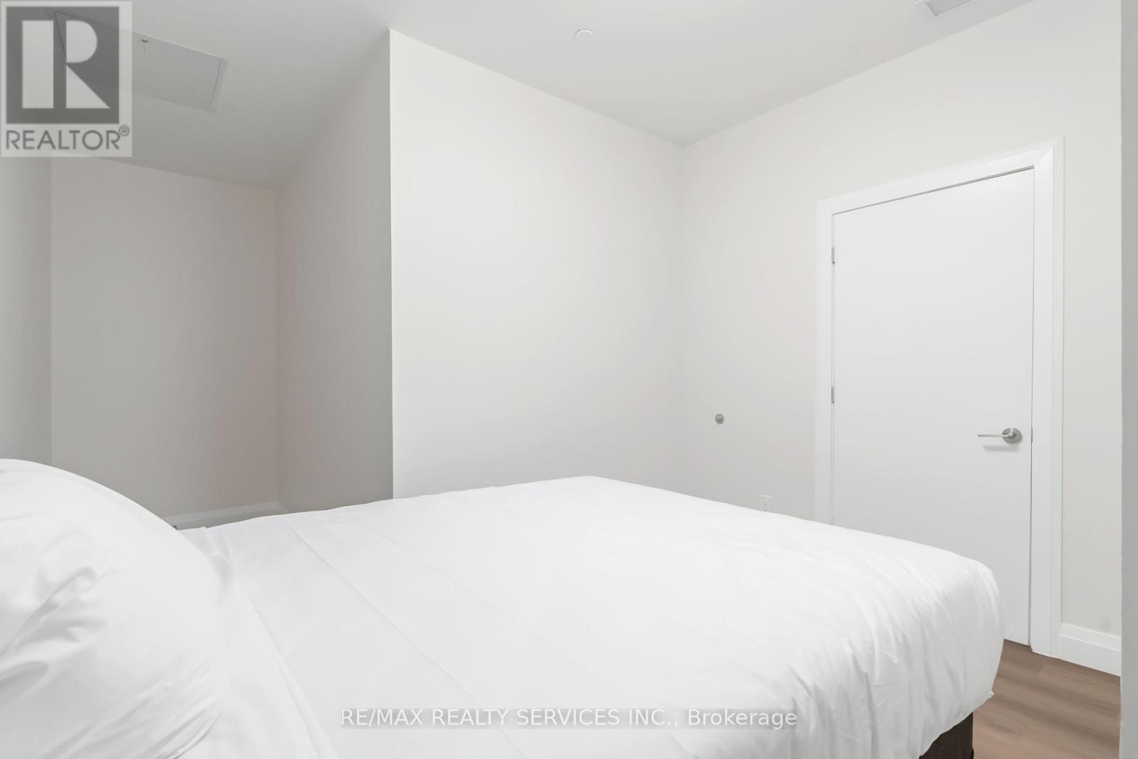 #10 - 30 Dean Park Road, Toronto, Ontario  M1B 3H1 - Photo 19 - E12182551