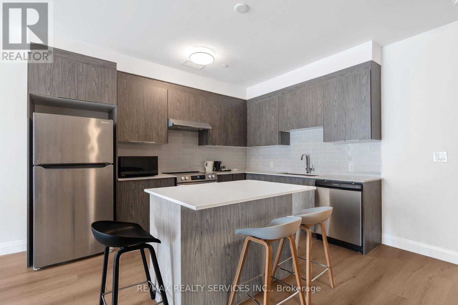 #10 - 30 Dean Park Road, Toronto, Ontario  M1B 3H1 - Photo 5 - E12182551