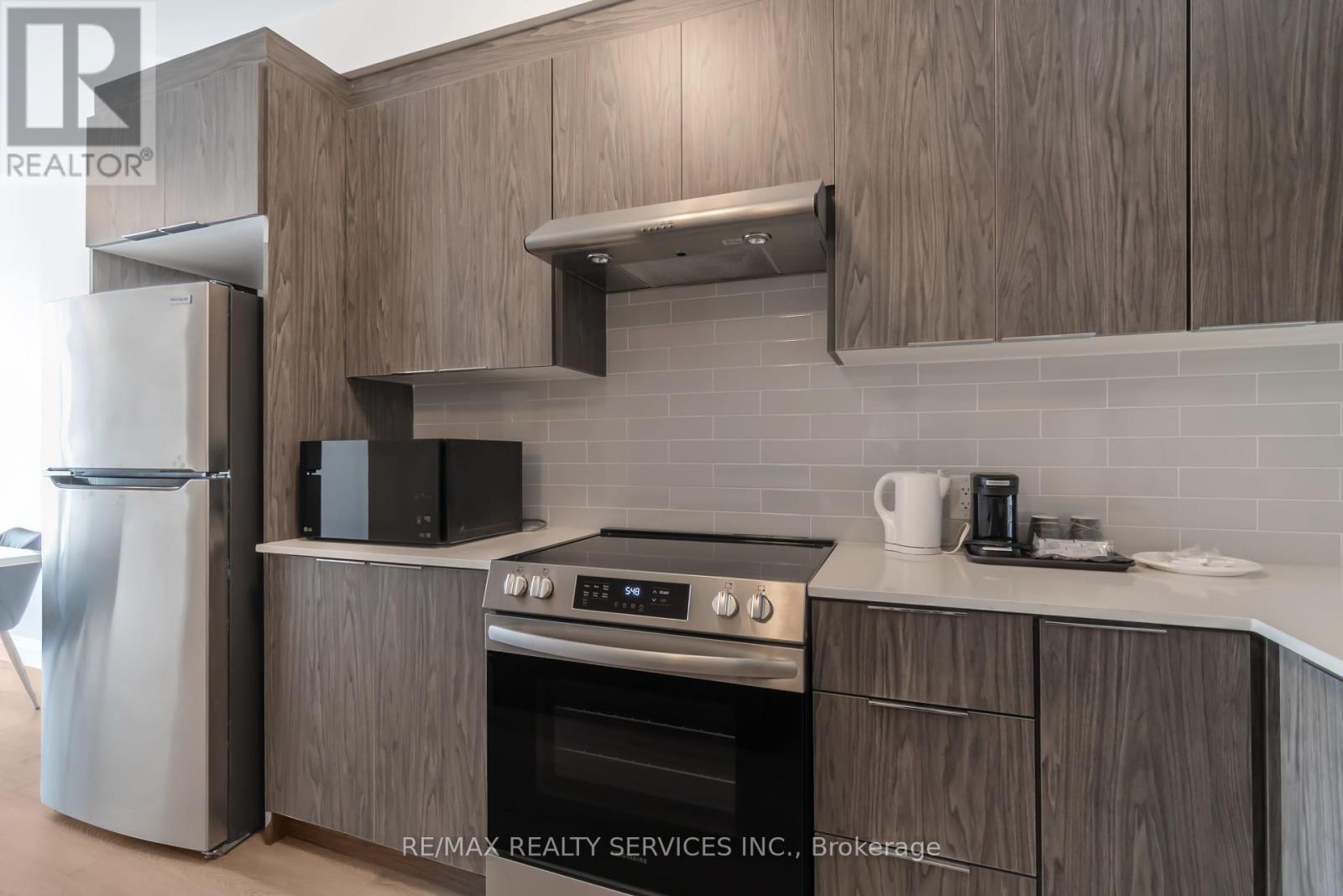 #10 - 30 Dean Park Road, Toronto, Ontario  M1B 3H1 - Photo 7 - E12182551
