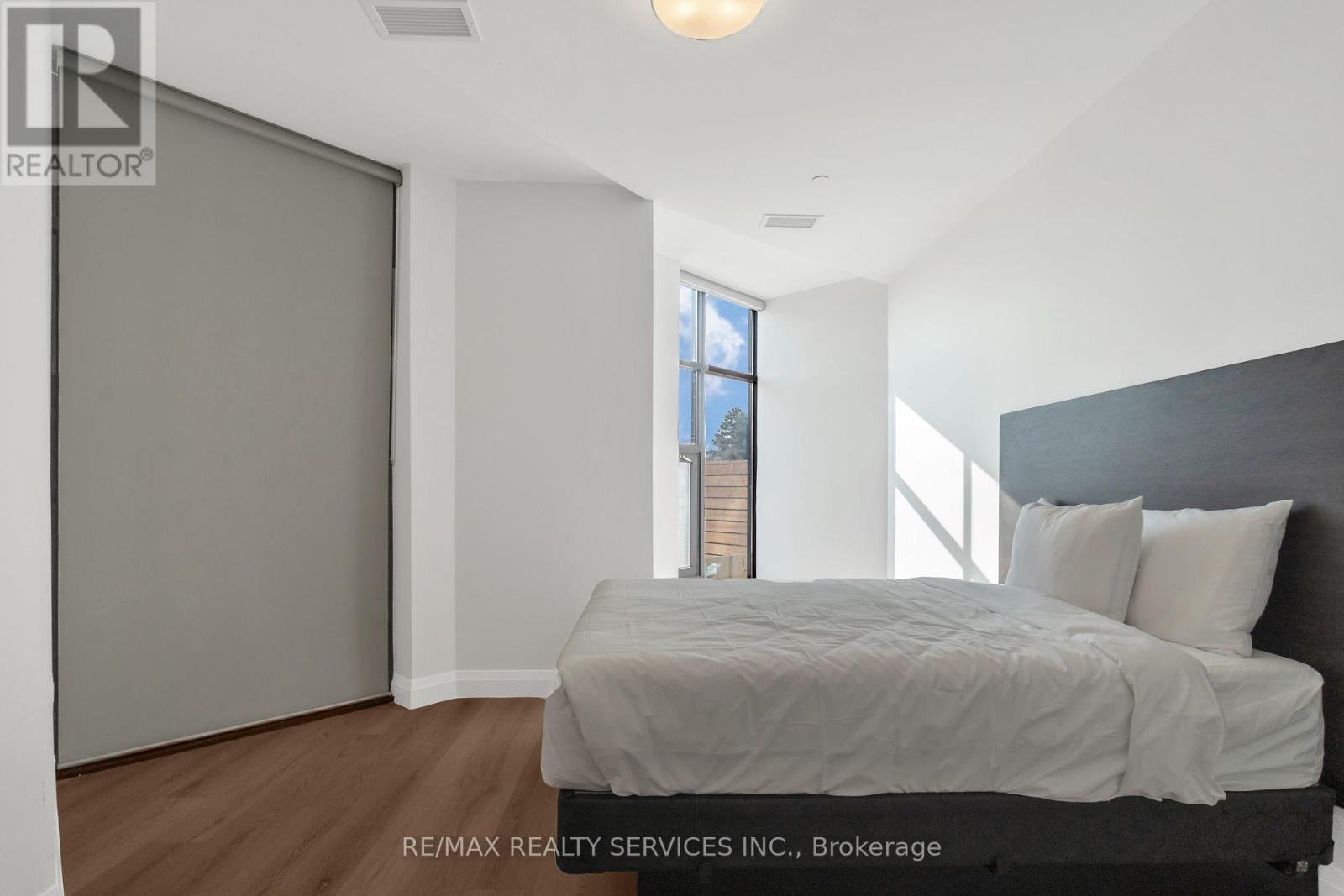 #10 - 30 Dean Park Road, Toronto, Ontario  M1B 3H1 - Photo 9 - E12182551
