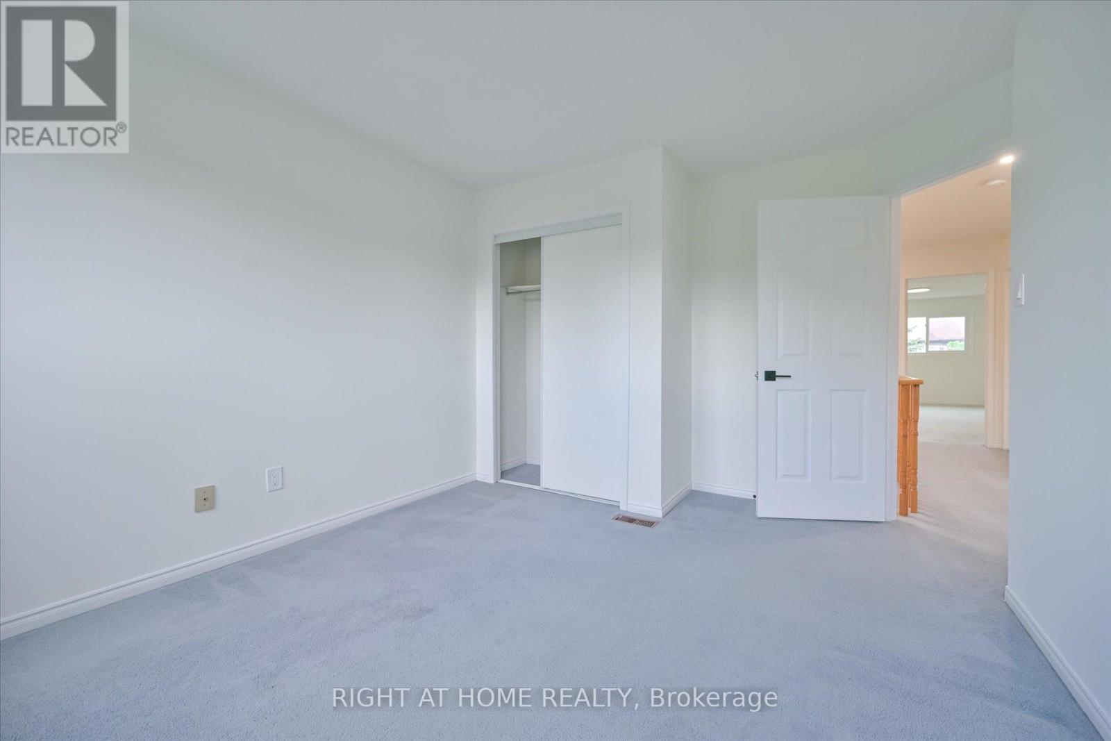 5023 Northern Lights Circle, Mississauga, Ontario  L5R 2P7 - Photo 23 - W12182282