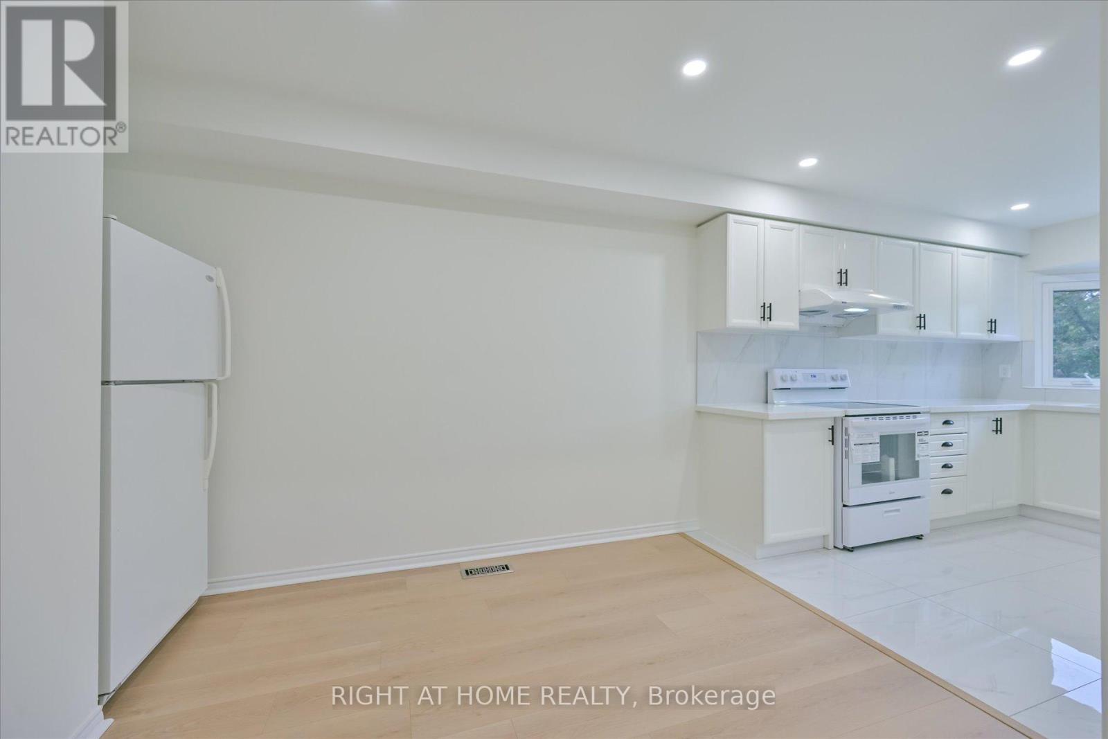 5023 Northern Lights Circle, Mississauga, Ontario  L5R 2P7 - Photo 6 - W12182282