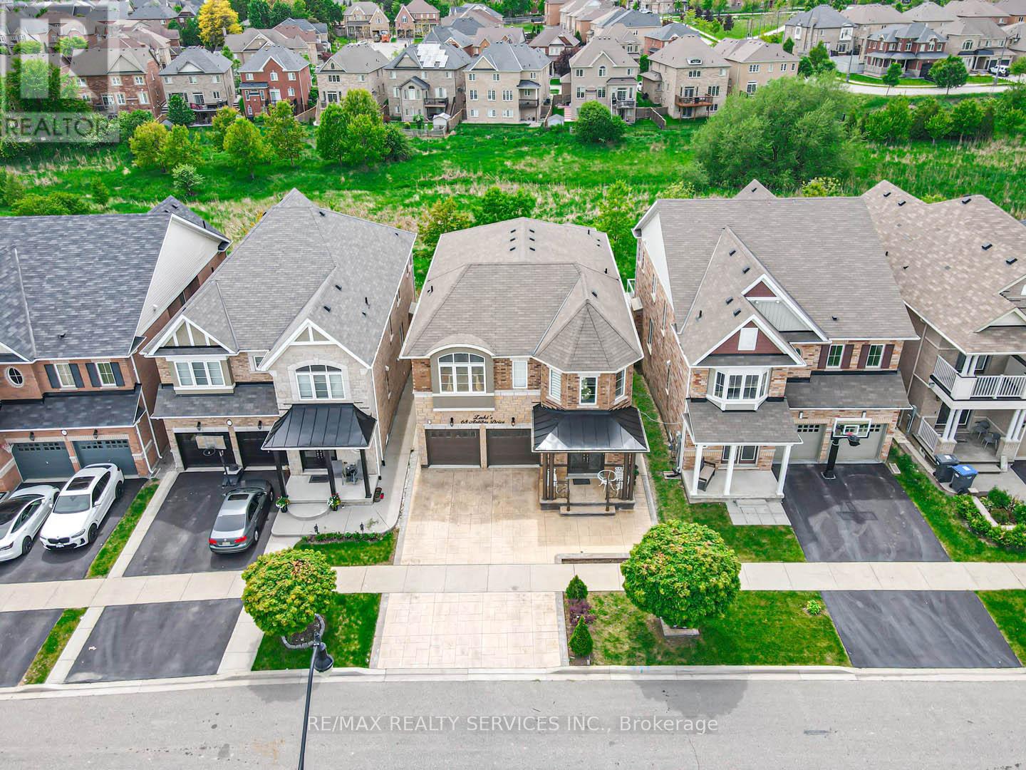 Property at 68 ANTIBES DRIVE image 4
