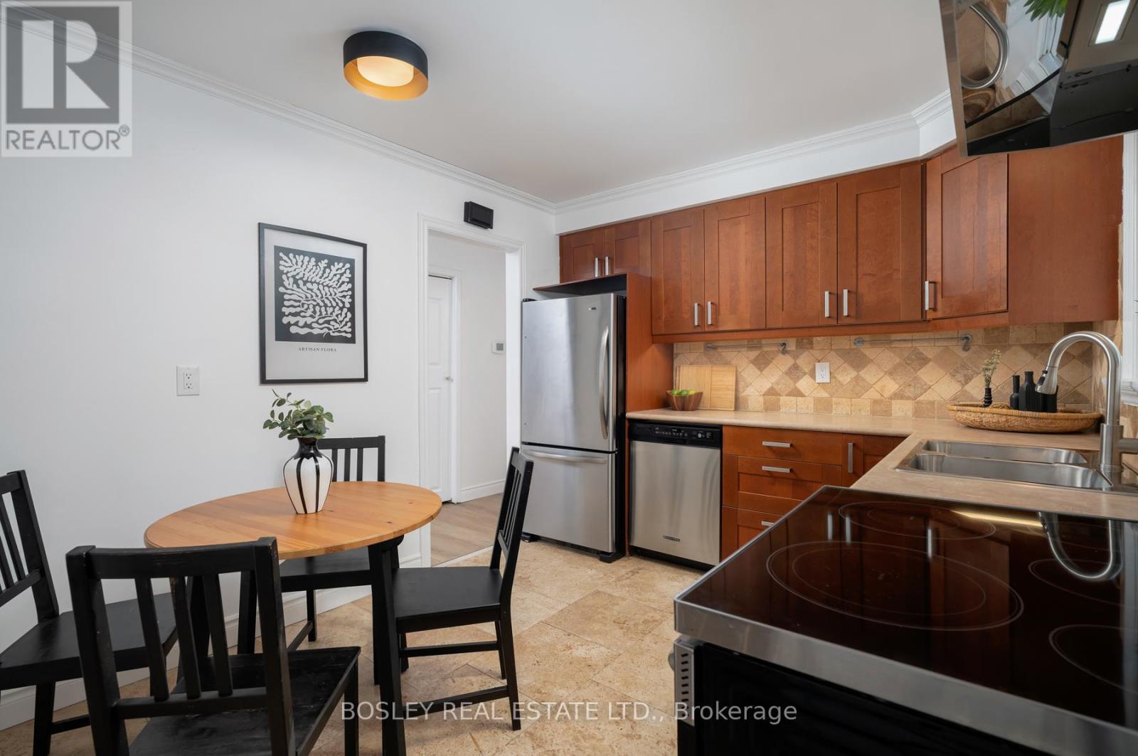1105 Mississauga Valley Boulevard, Mississauga, Ontario  L5A 2A1 - Photo 9 - W12182324