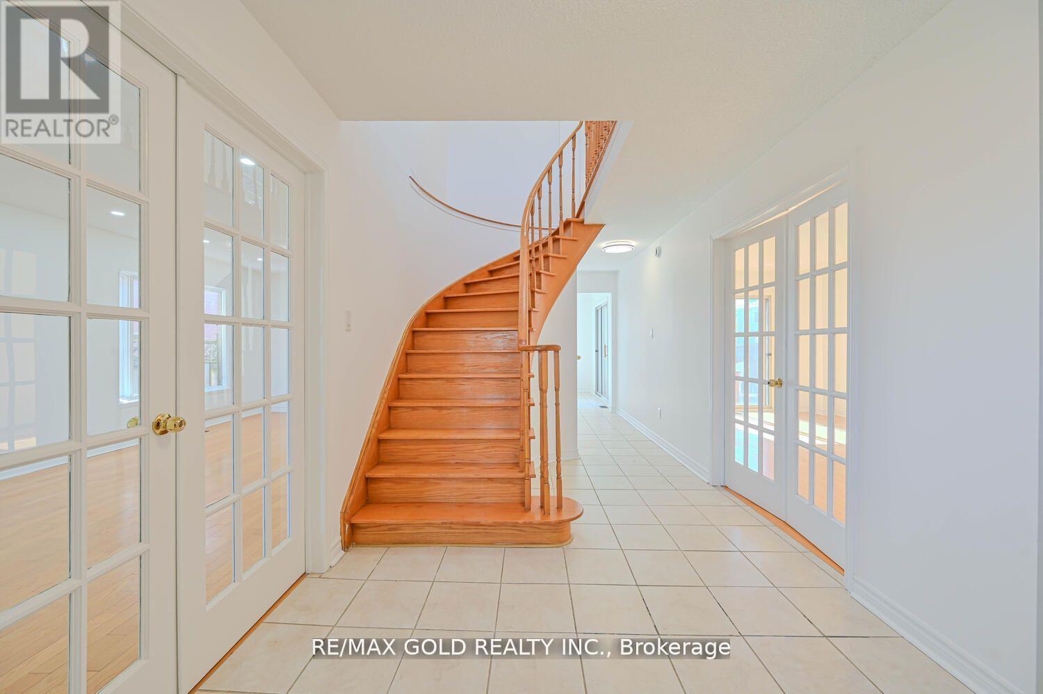 46 Plover Place, Brampton, Ontario  L6W 4C4 - Photo 21 - W12182334