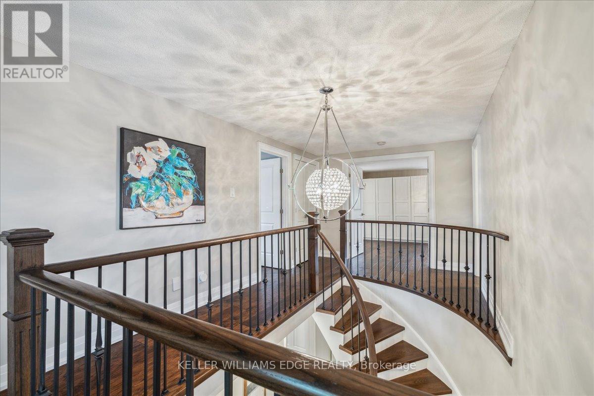 2199 Vista Drive, Burlington (Headon), Ontario  L7M 3N7 - Photo 24 - W12182345