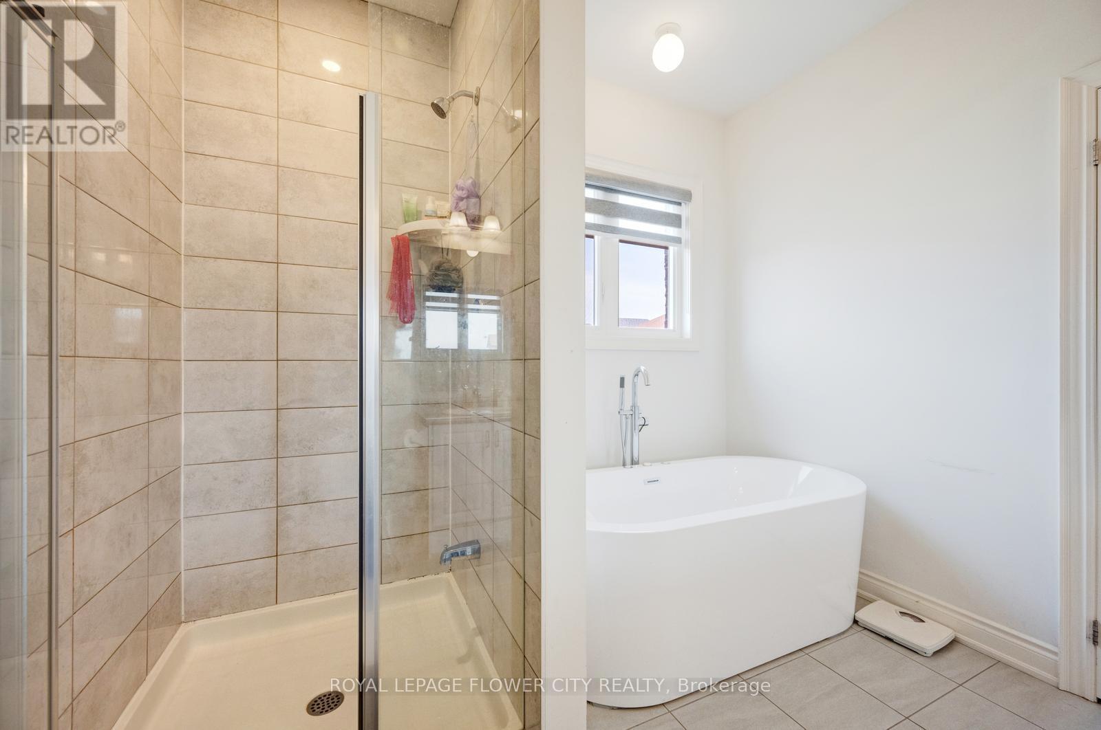 6 Penlea Gate, Brampton, Ontario  L6P 4M7 - Photo 22 - W12182352