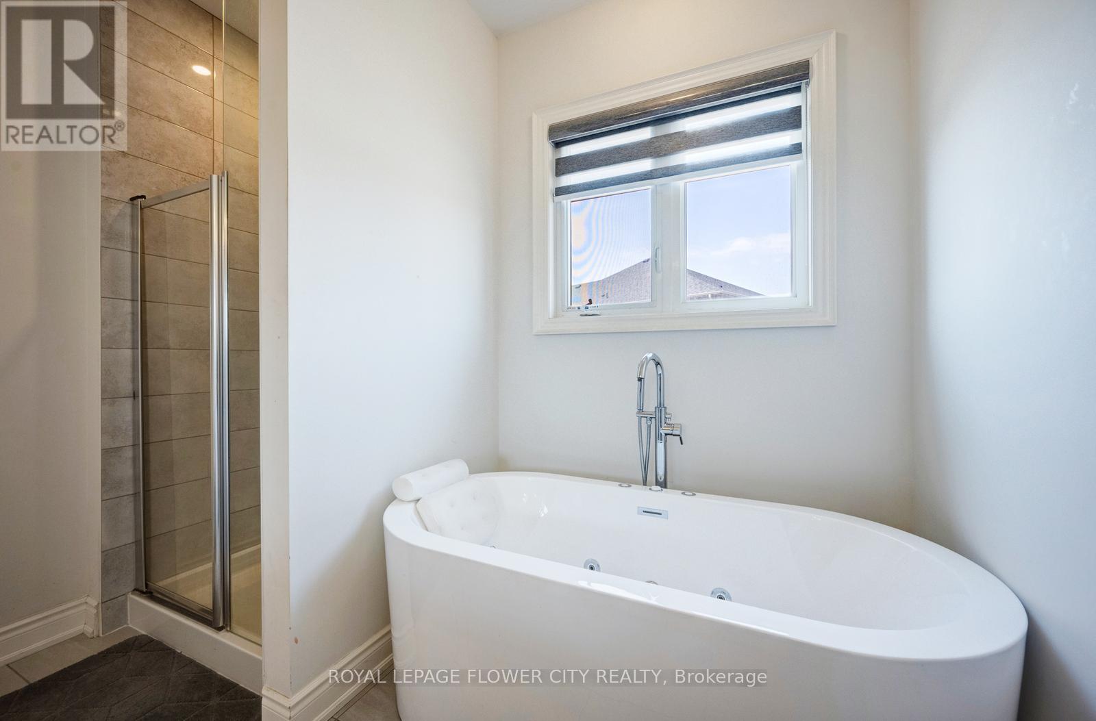 6 Penlea Gate, Brampton, Ontario  L6P 4M7 - Photo 23 - W12182352
