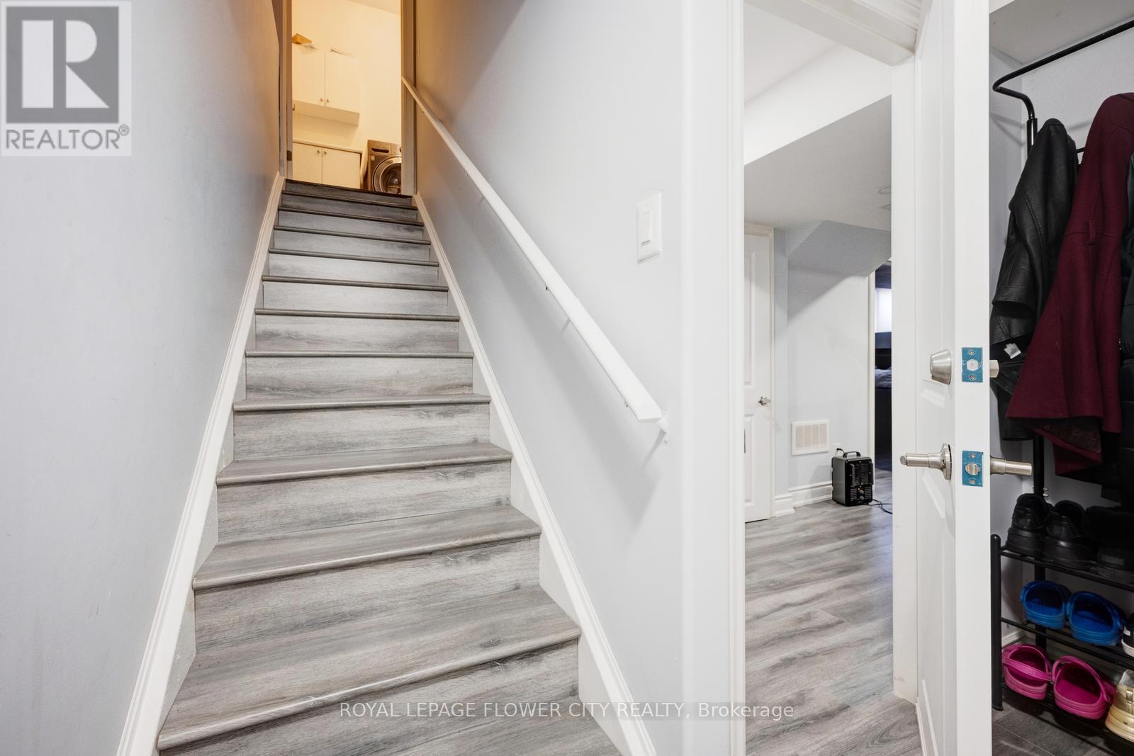 6 Penlea Gate, Brampton, Ontario  L6P 4M7 - Photo 36 - W12182352