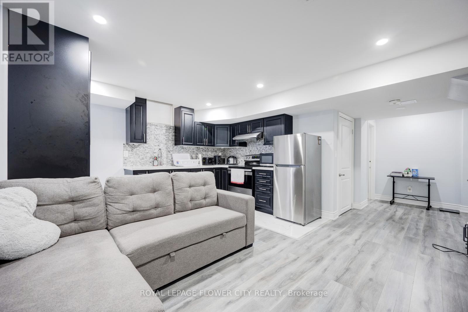6 Penlea Gate, Brampton, Ontario  L6P 4M7 - Photo 38 - W12182352