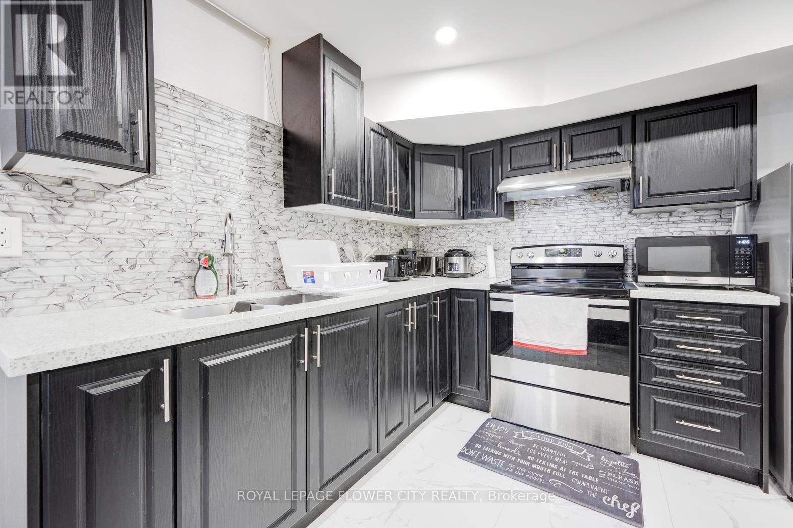 6 Penlea Gate, Brampton, Ontario  L6P 4M7 - Photo 40 - W12182352