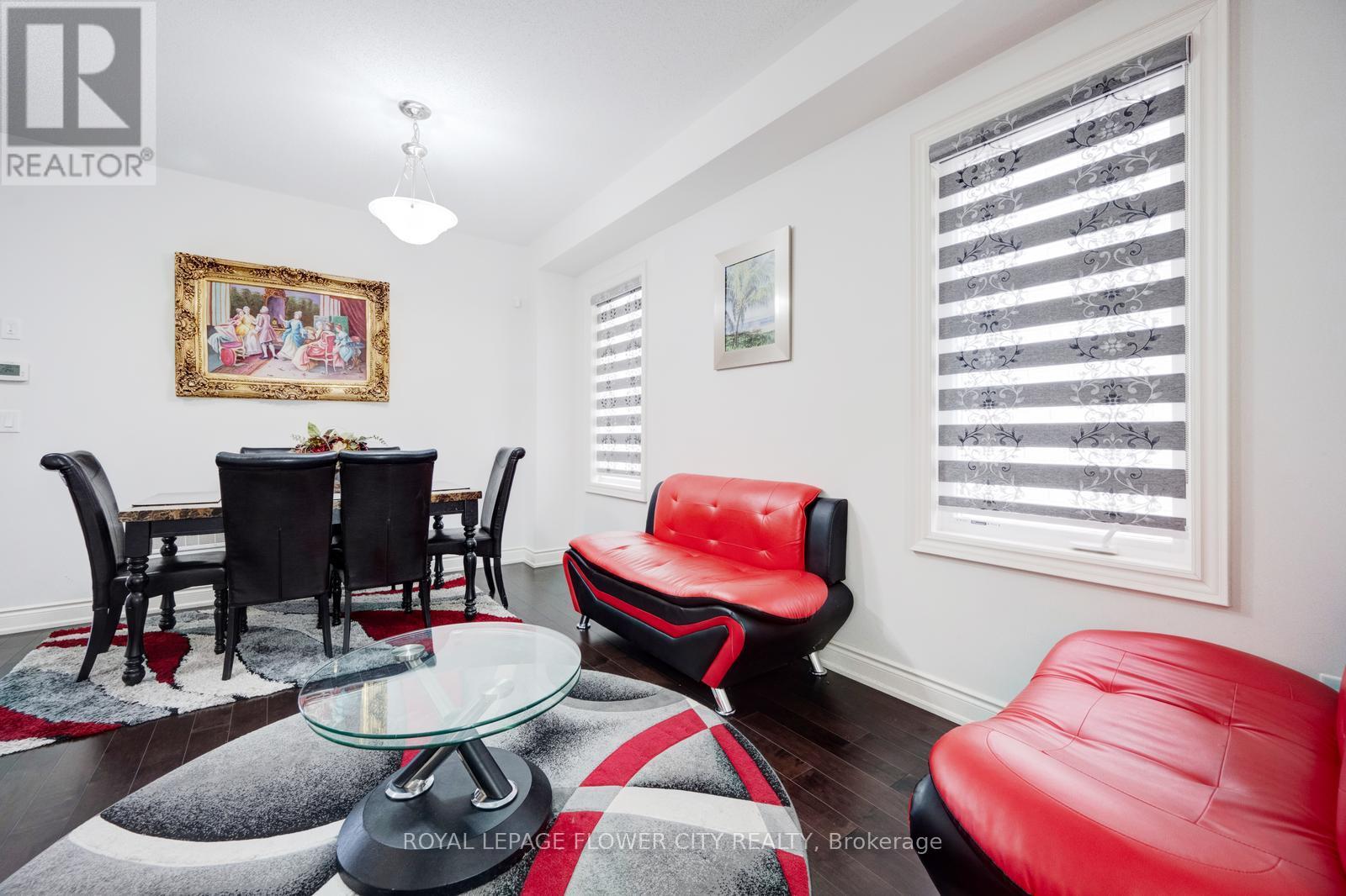 6 Penlea Gate, Brampton, Ontario  L6P 4M7 - Photo 5 - W12182352