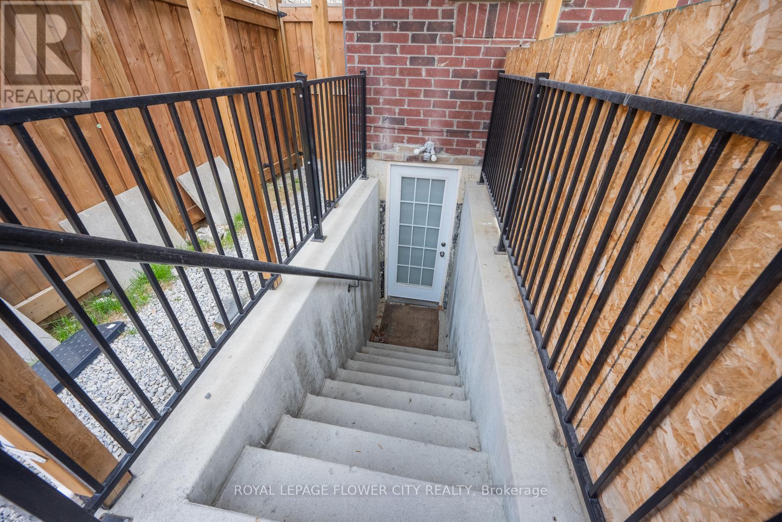6 Penlea Gate, Brampton, Ontario  L6P 4M7 - Photo 50 - W12182352