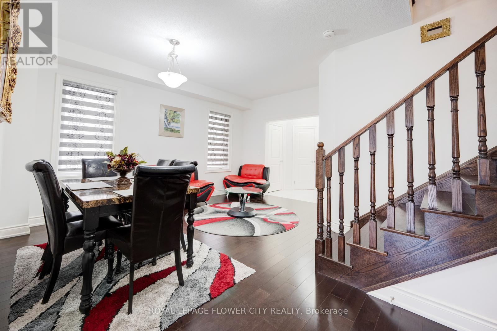 6 Penlea Gate, Brampton, Ontario  L6P 4M7 - Photo 7 - W12182352