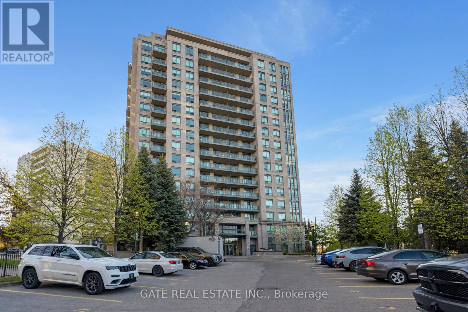 1605 - 38 Fontenay Court, Toronto, Ontario  M9A 5H5 - Photo 1 - W12182465