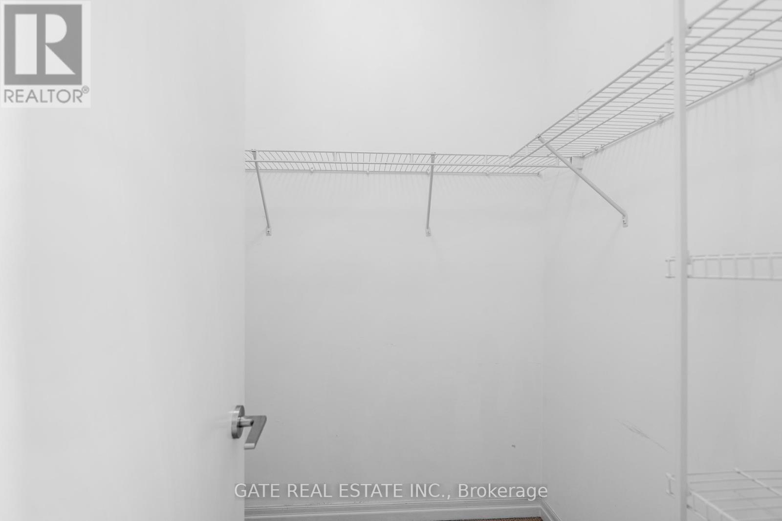 1605 - 38 Fontenay Court, Toronto, Ontario  M9A 5H5 - Photo 10 - W12182465