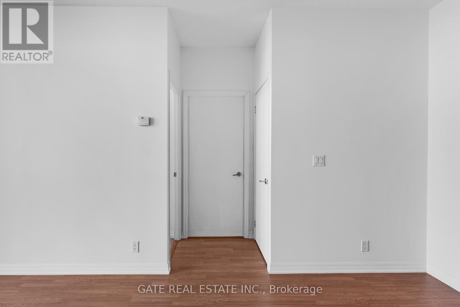 1605 - 38 Fontenay Court, Toronto, Ontario  M9A 5H5 - Photo 11 - W12182465