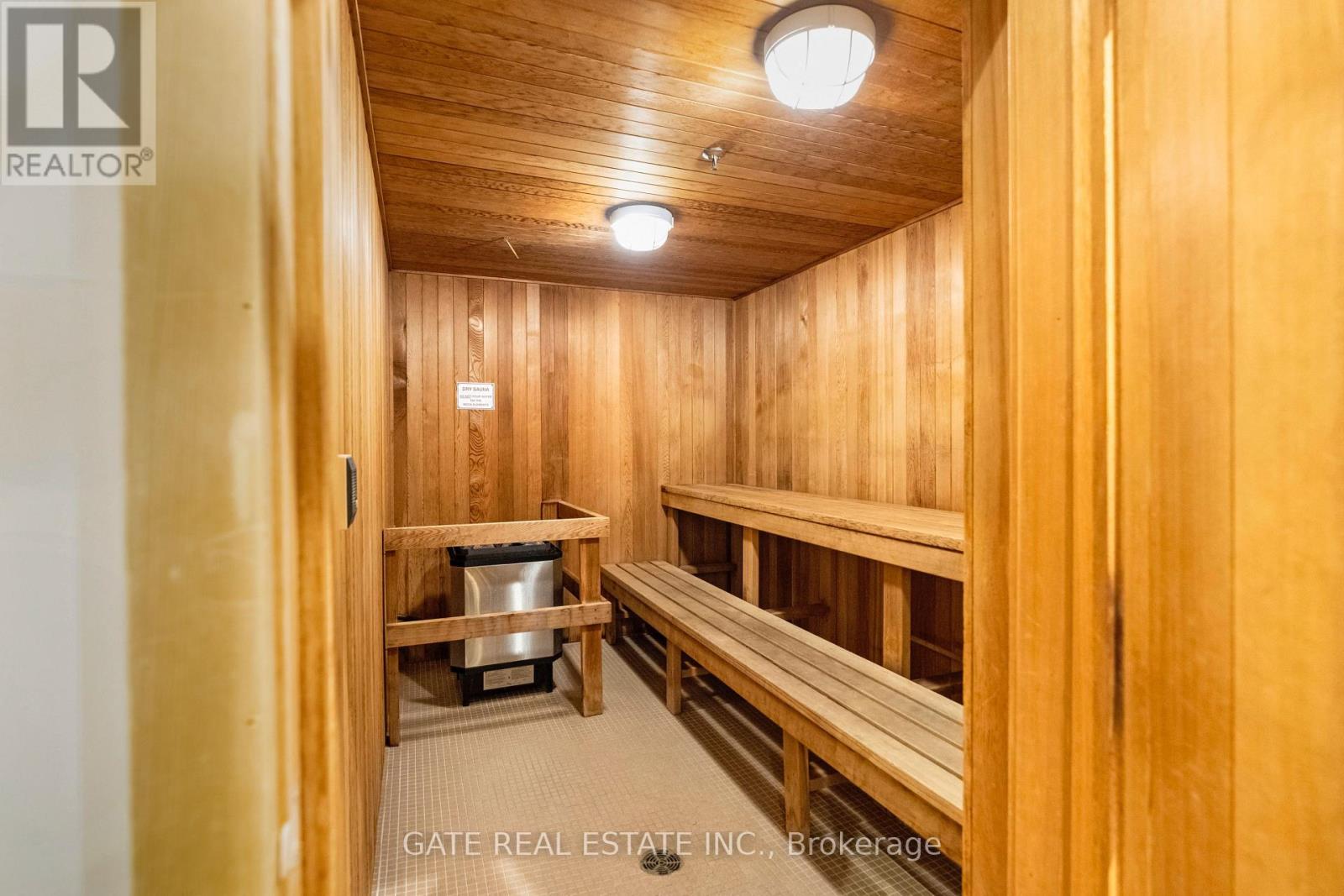 1605 - 38 Fontenay Court, Toronto, Ontario  M9A 5H5 - Photo 19 - W12182465