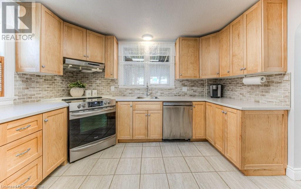 76 Brentwood Avenue, Kitchener, Ontario  N2H 2C8 - Photo 10 - 40727402