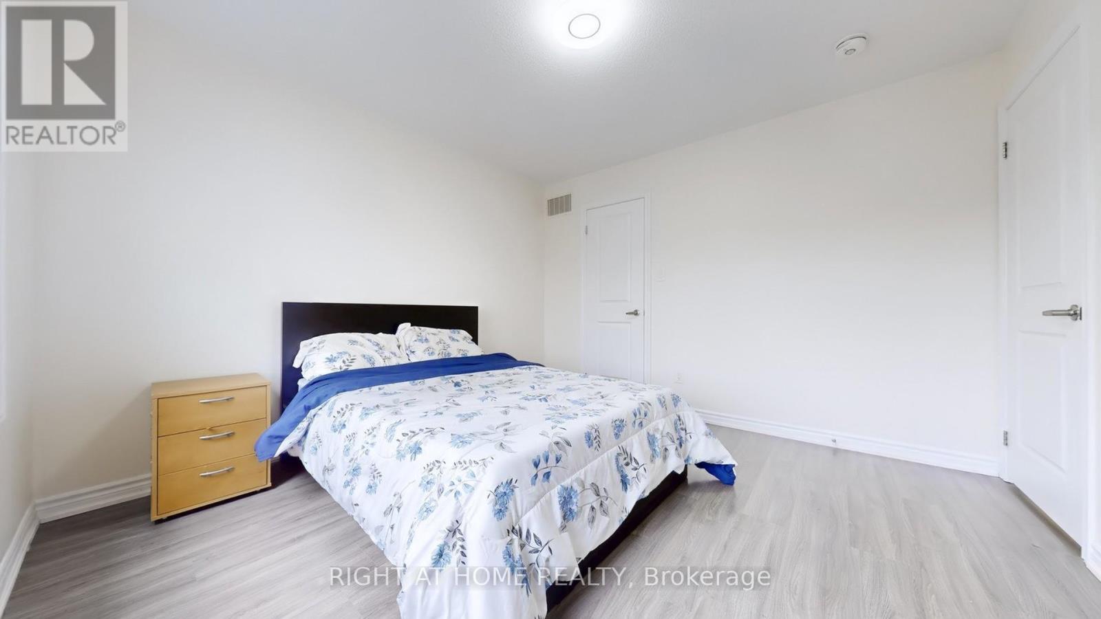78 Wagner Crescent, Essa (Angus), Ontario  L3W 0R6 - Photo 43 - N12182485