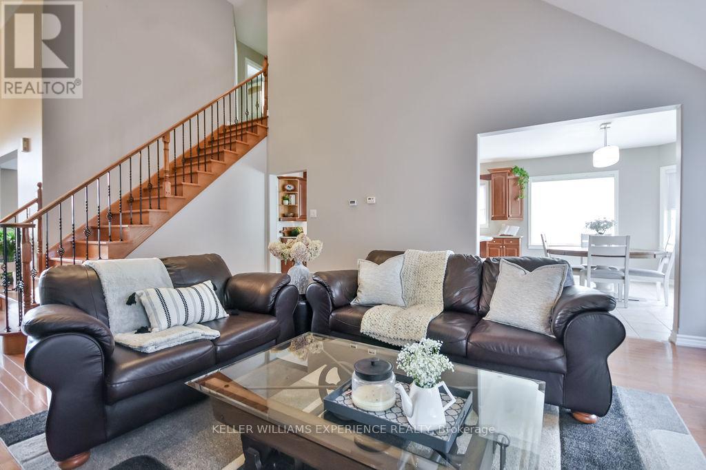 29 Basswood Circle, Oro-Medonte, Ontario  L0L 2L0 - Photo 12 - S12182555