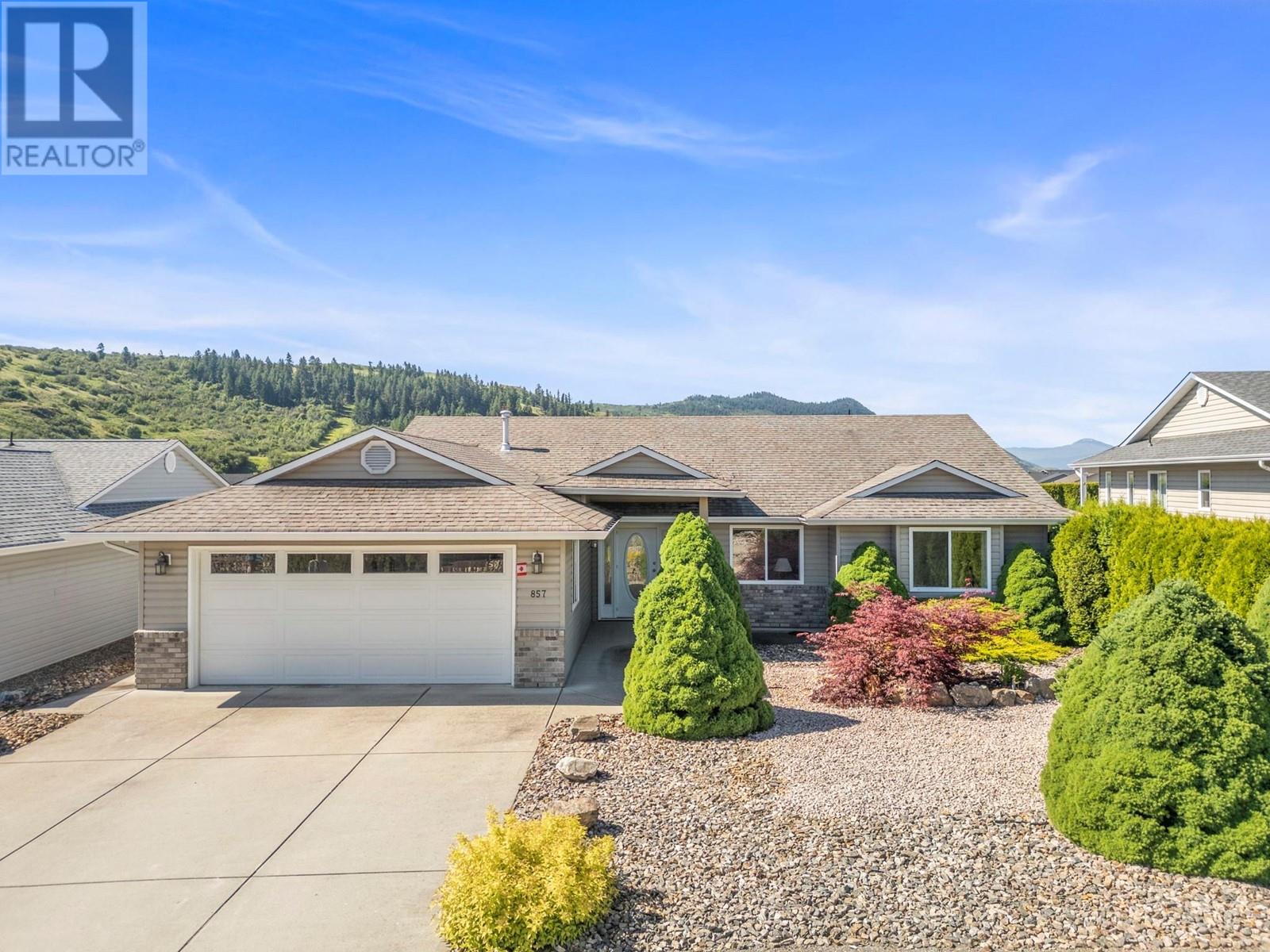Property at 857 8 Avenue image 1