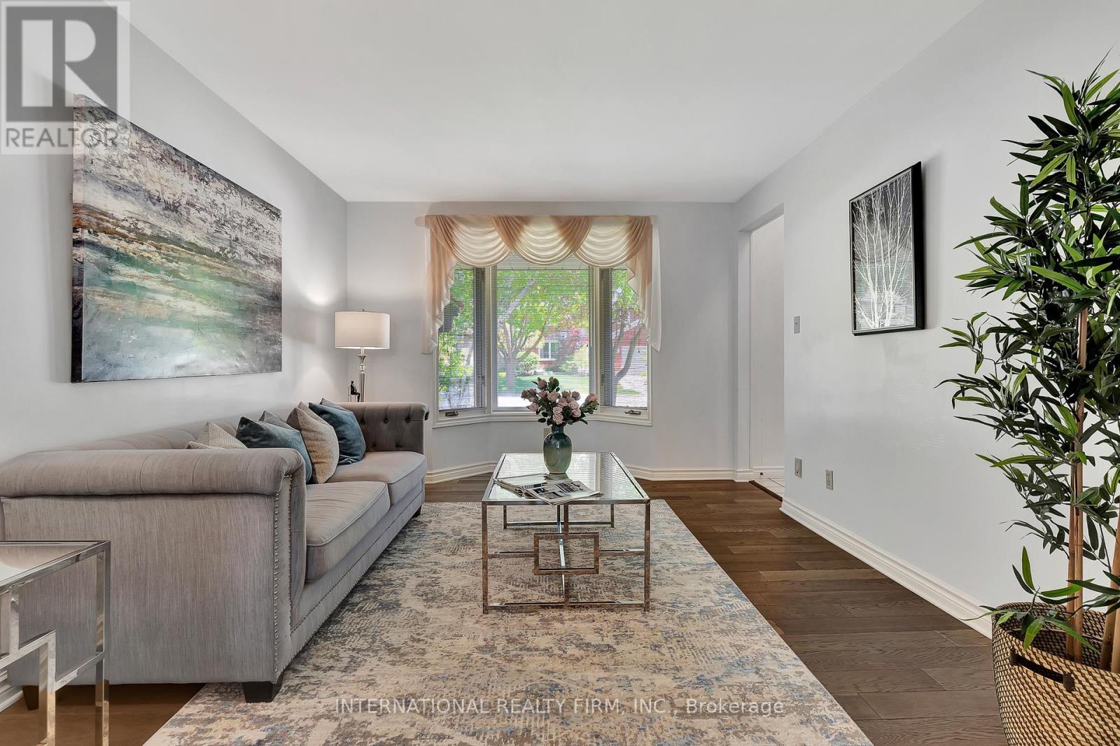 87 Maxwell Drive, Kitchener, Ontario  N2R 1A5 - Photo 6 - X12182349