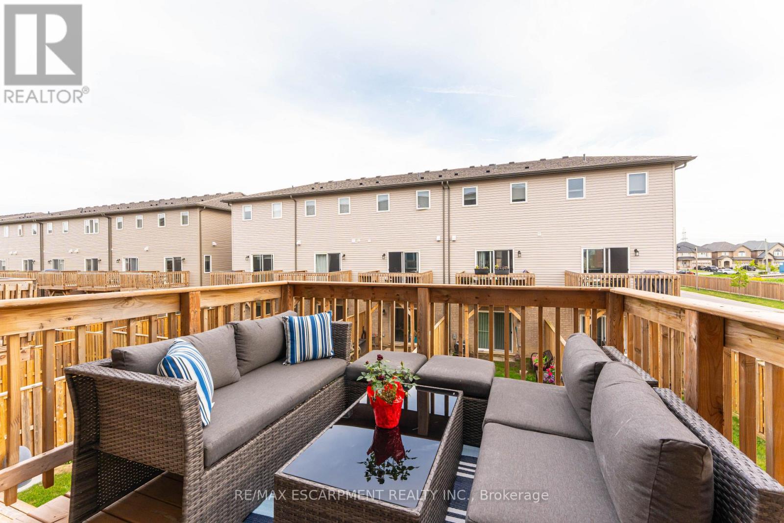 52 Aquarius Crescent, Hamilton, Ontario  L8J 3H5 - Photo 20 - X12182382