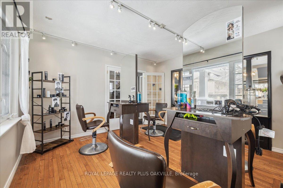 294 Dundas Street E, Hamilton (Waterdown), Ontario  L0R 2H0 - Photo 6 - X12182423