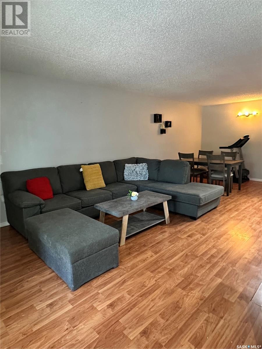 Property at 40 Gore PLACE image 5