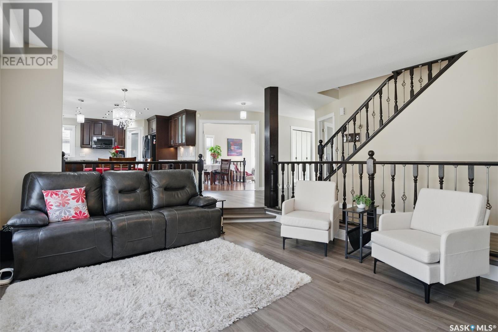 203 Mallin Crescent, Saskatoon, Saskatchewan  S7K 7W8 - Photo 4 - SK007484