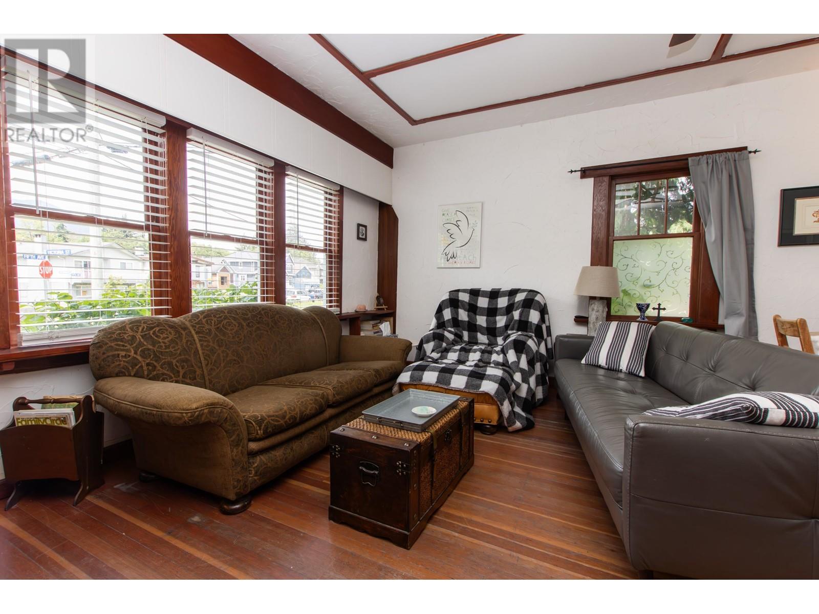 37992 Fifth Avenue, Squamish, British Columbia  V8B 0B3 - Photo 8 - R3007530