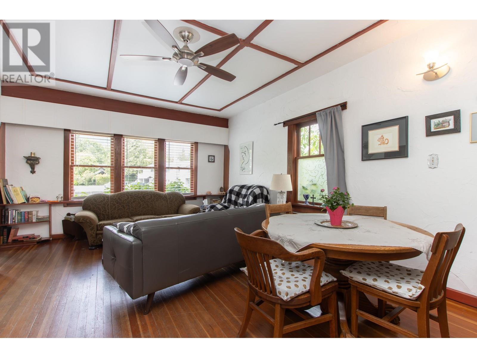 37992 Fifth Avenue, Squamish, British Columbia  V8B 0B3 - Photo 9 - R3007530