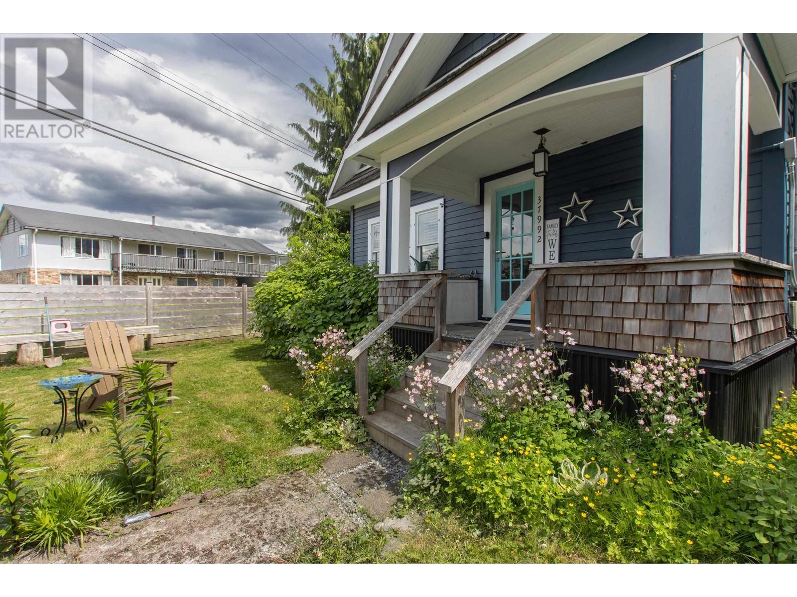 37992 Fifth Avenue, Squamish, British Columbia  V8B 0B3 - Photo 6 - R3007530