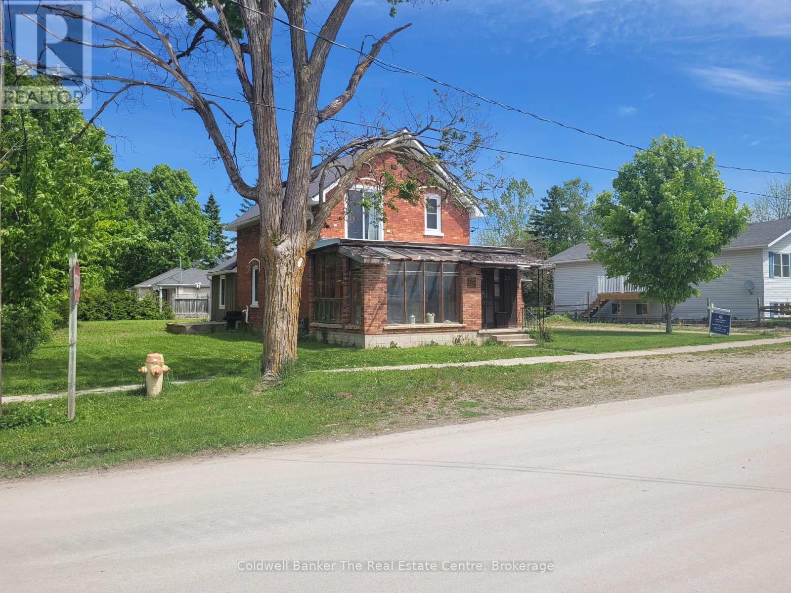24 ELIZABETH STREET W, Clearview, Ontario