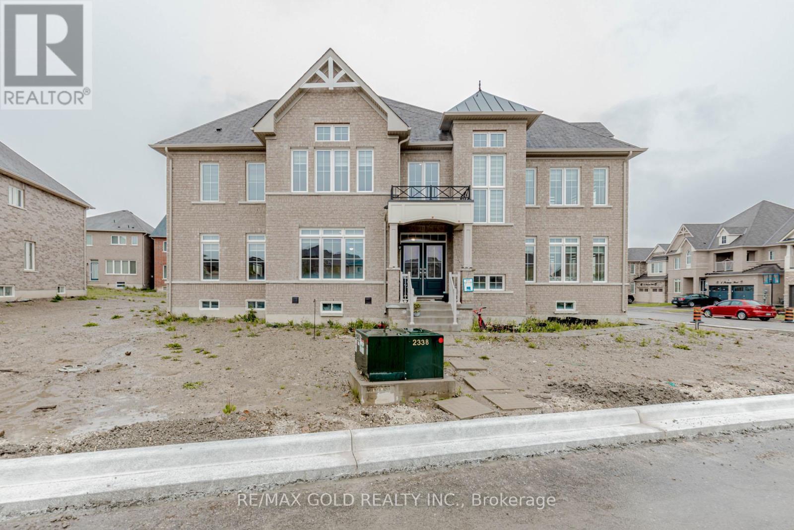 7 Portman Street, Caledon, Ontario  L7C 4G5 - Photo 1 - W12182492