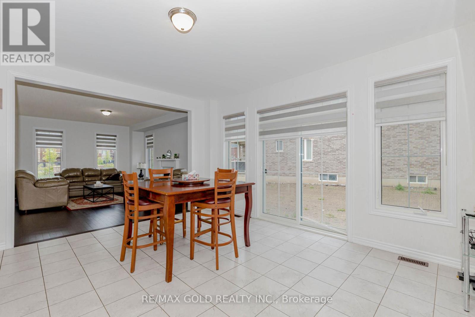 7 Portman Street, Caledon, Ontario  L7C 4G5 - Photo 20 - W12182492