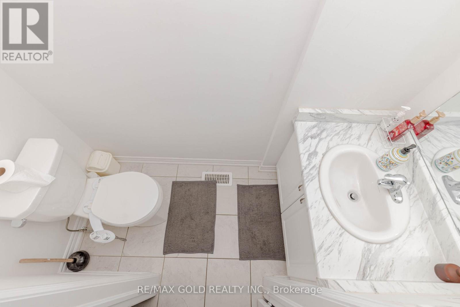 7 Portman Street, Caledon, Ontario  L7C 4G5 - Photo 28 - W12182492