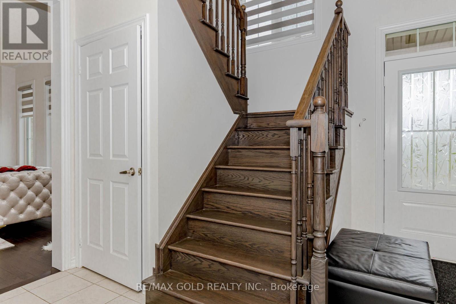 7 Portman Street, Caledon, Ontario  L7C 4G5 - Photo 29 - W12182492