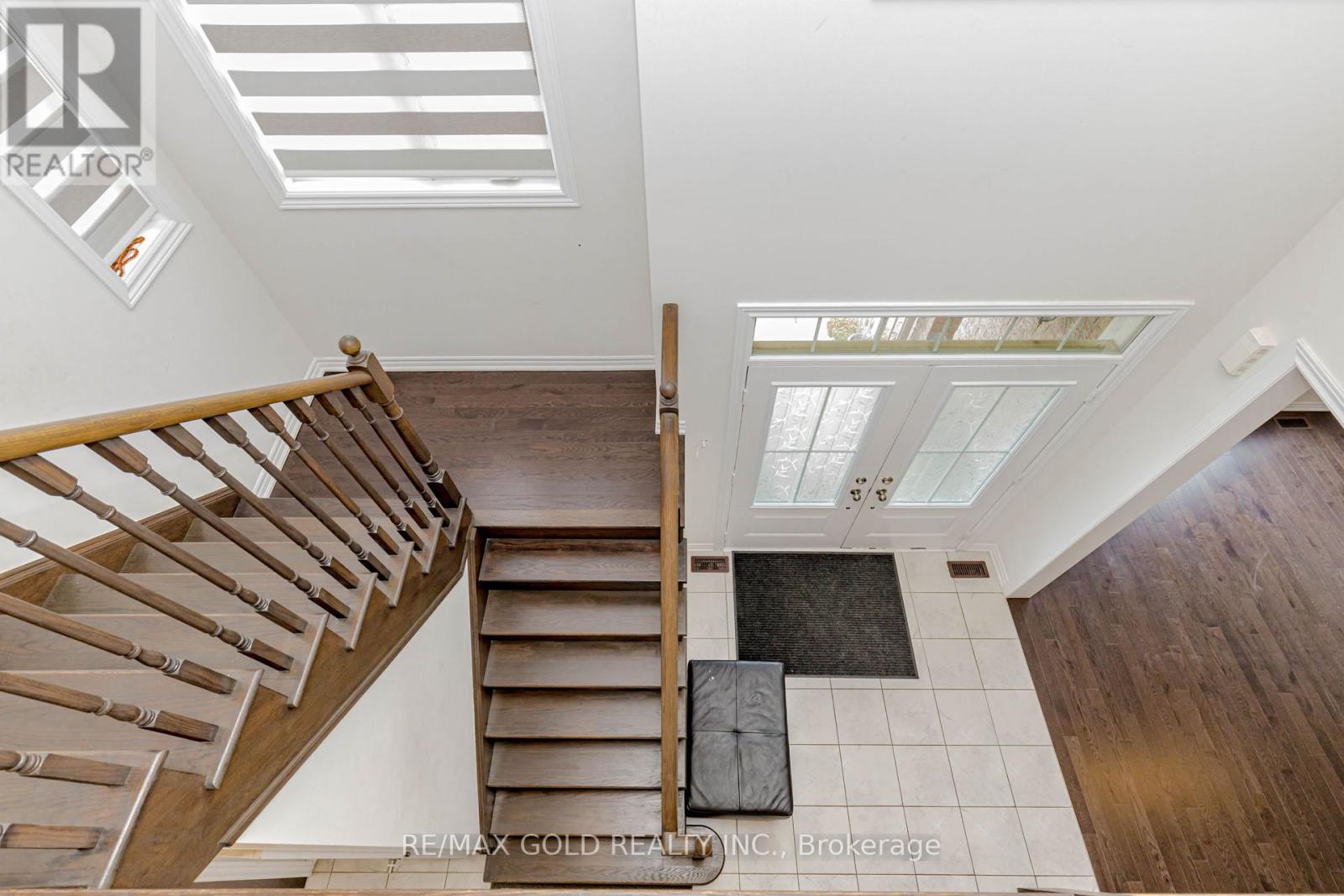 7 Portman Street, Caledon, Ontario  L7C 4G5 - Photo 30 - W12182492