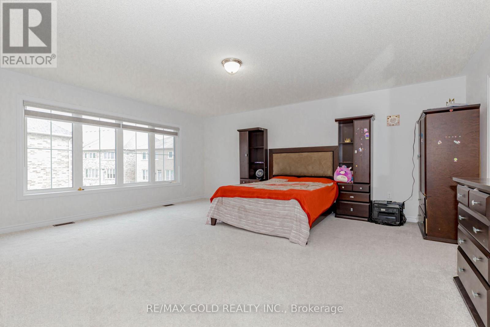 7 Portman Street, Caledon, Ontario  L7C 4G5 - Photo 32 - W12182492