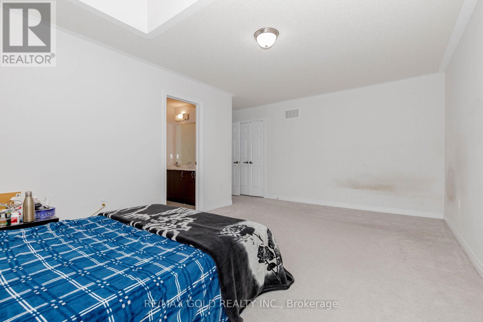 7 Portman Street, Caledon, Ontario  L7C 4G5 - Photo 43 - W12182492