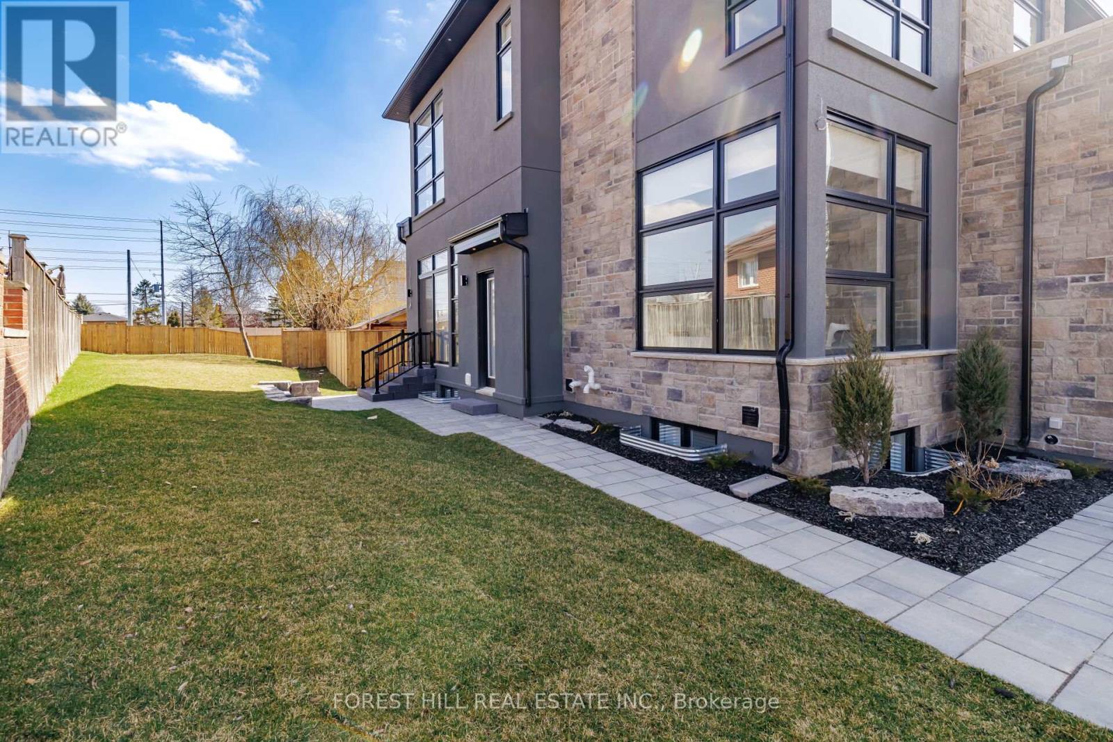 4017 Twine Crescent, Mississauga, Ontario  L4Z 1E8 - Photo 27 - W12182549