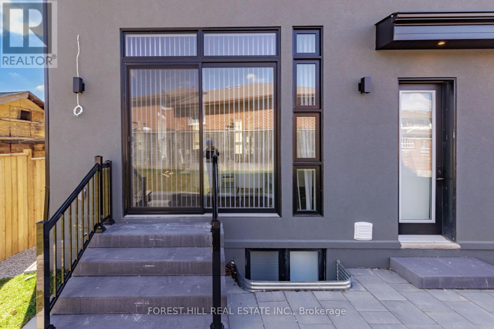 4017 Twine Crescent, Mississauga, Ontario  L4Z 1E8 - Photo 29 - W12182549