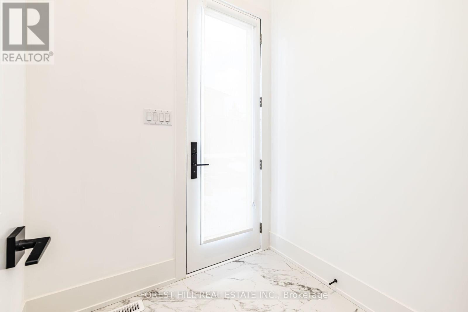 4017 Twine Crescent, Mississauga, Ontario  L4Z 1E8 - Photo 31 - W12182549