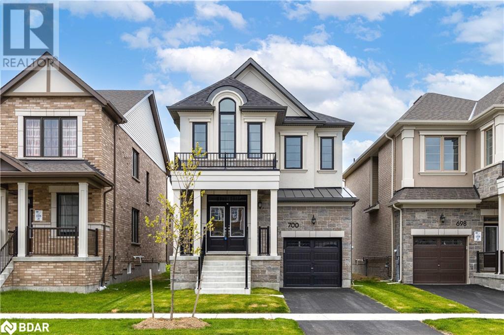 700 MIKA STREET, Innisfil, Ontario