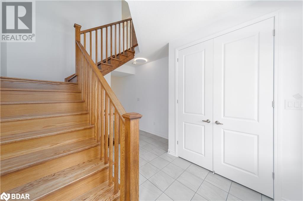 Property at 700 MIKA STREET image 3
